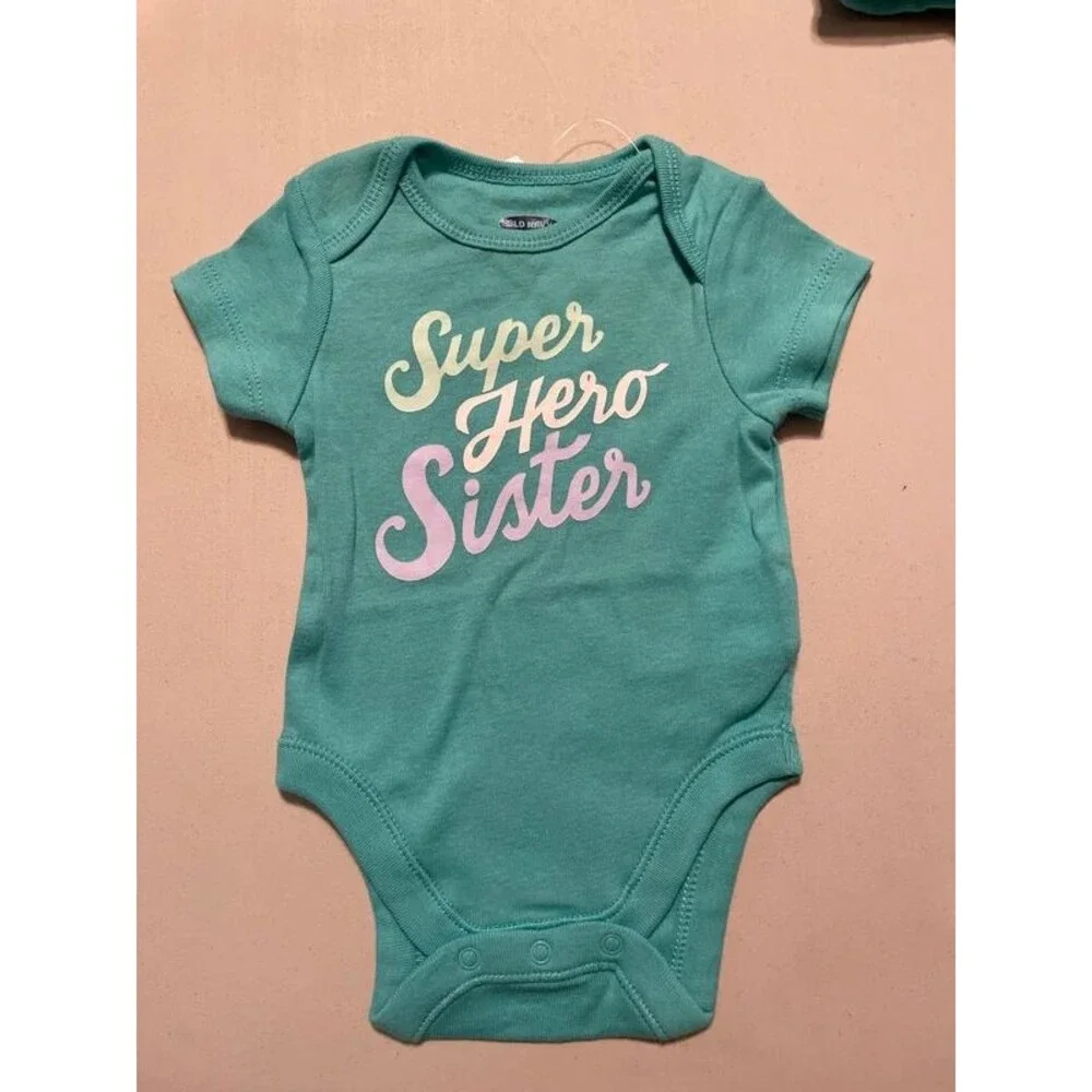 Old Navy Infant Girl Super Hero Sister 0/3mon one piece
